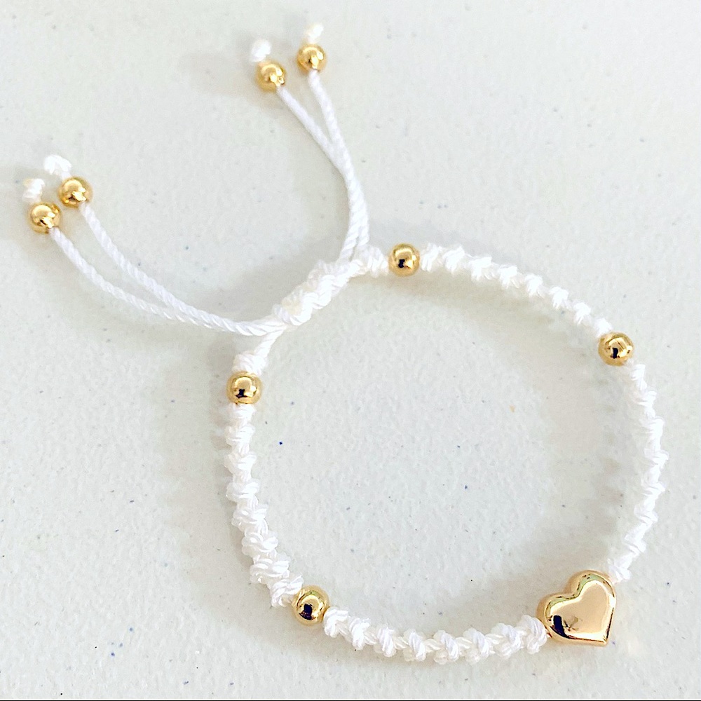 Stainless Steel Golden Puffed Heart Ajustable Macrame Bracelet White